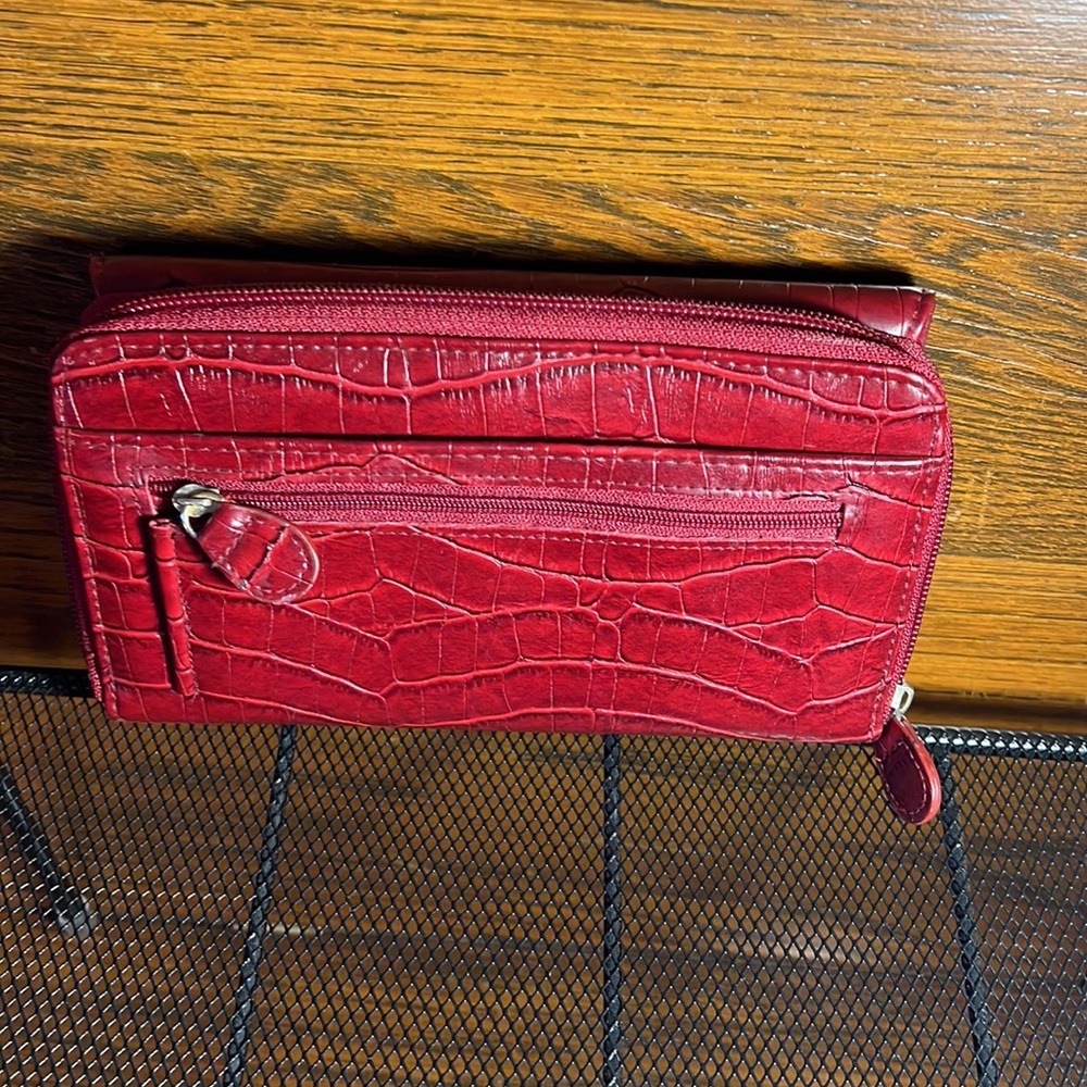 RED CROC EMBOSSED WALLET